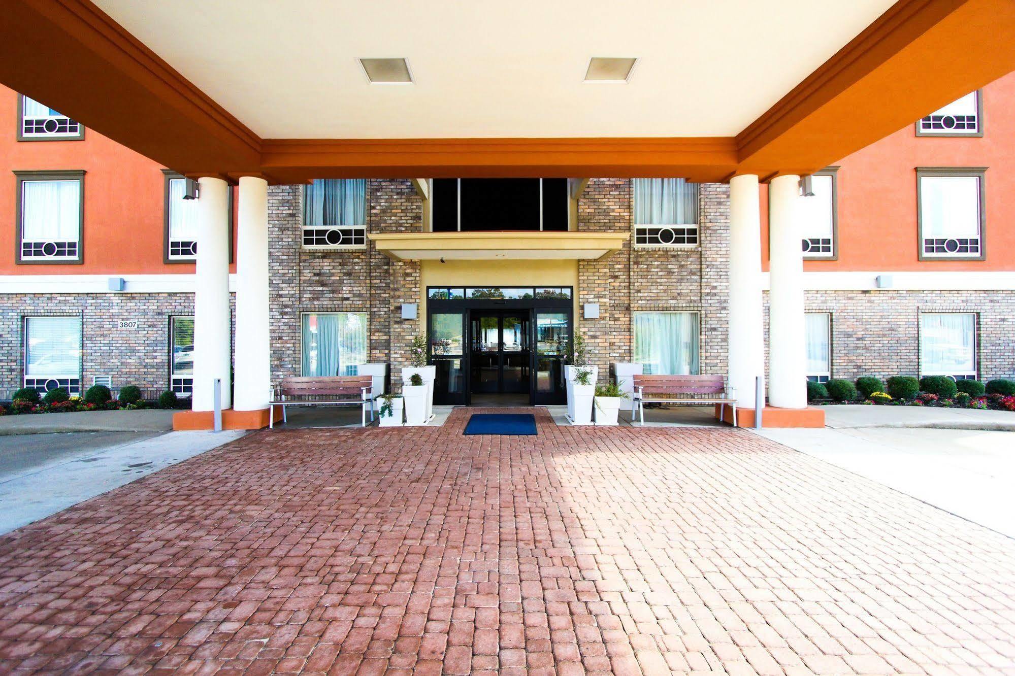 Holiday Inn Express Hotel & Suites Nacogdoches, An Ihg Hotel Exterior photo